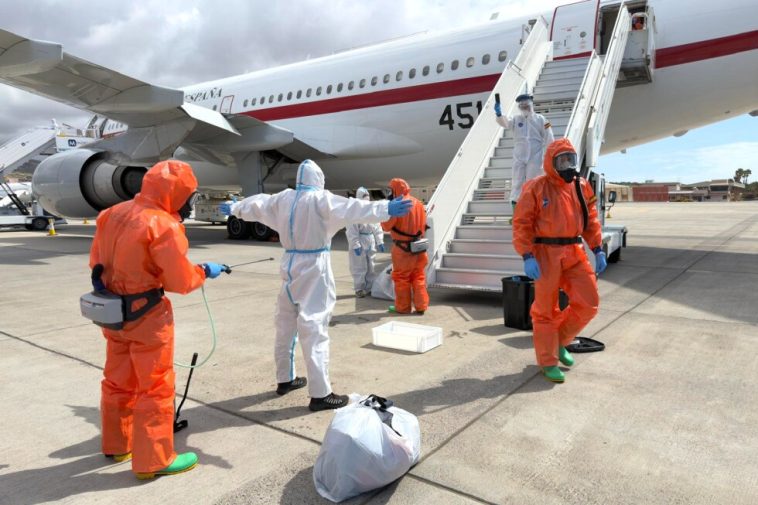 One evacuated passenger tests positive for hantavirus and another develops symptoms on flight home